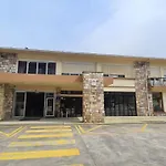 Sirenas Hotel