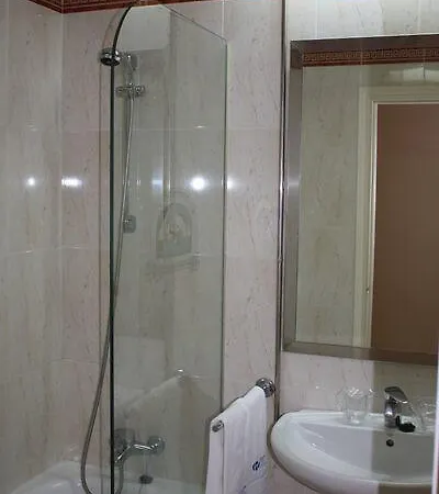 Sirenas Hotel 3*