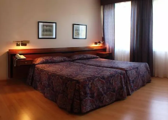 Sirenas Hotel Viveiro