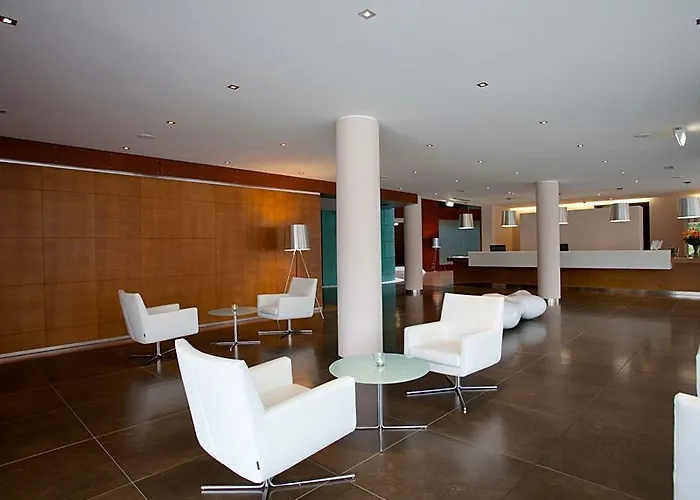 Sirenas Hotel